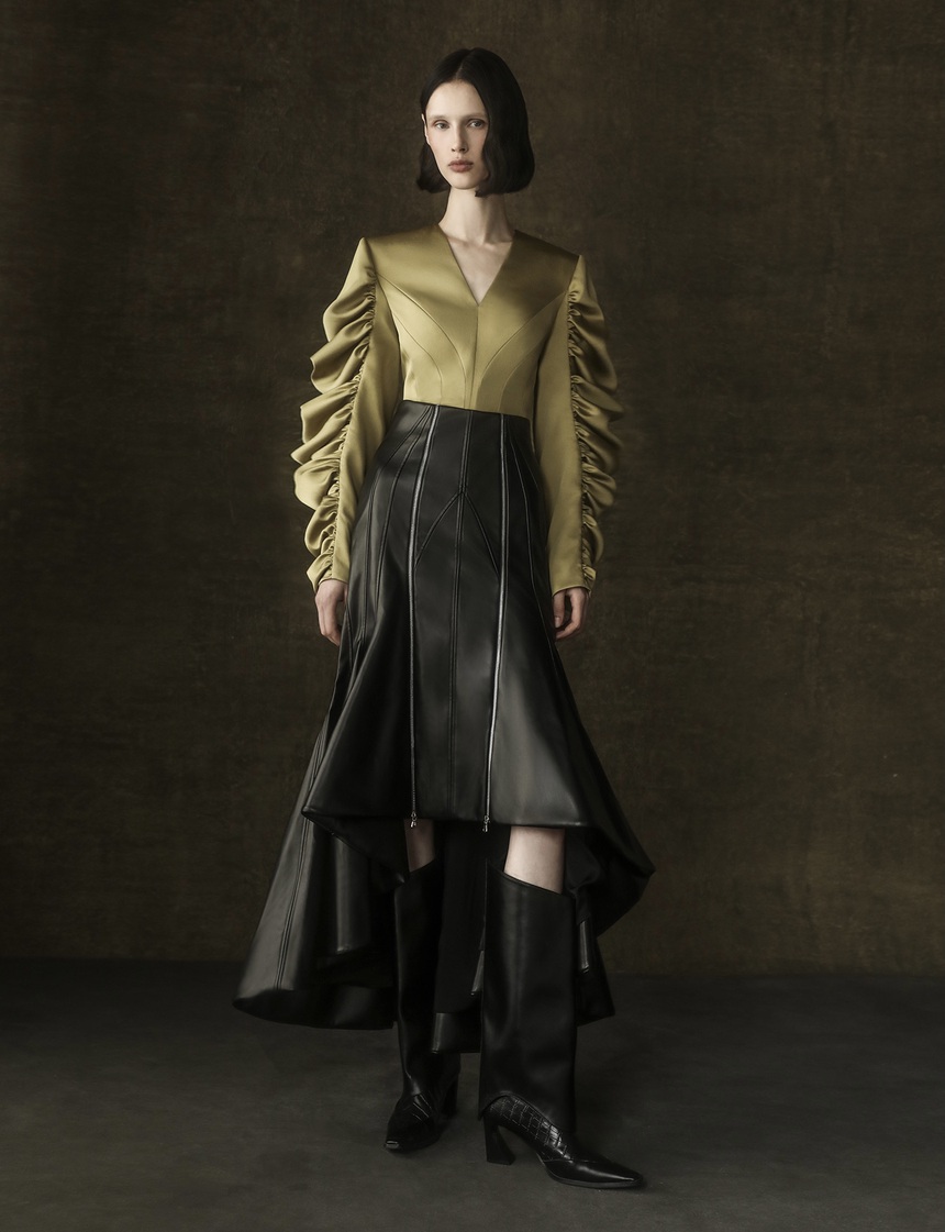 Phan Đăng Hoàng mang điêu khắc Việt tỏa sáng tại Milan Fashion Week - Ảnh 1.