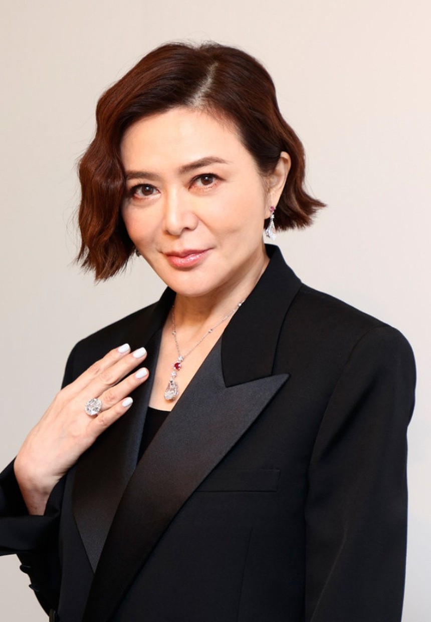 ‘'Tiểu tam quen thói' đời đầu Quan Chi Lâm cô độc ở tuổi 61 bên khối tài sản 1500 tỷ đồng - Ảnh 13. ‘'Tiểu tam quen thói' đời đầu Quan Chi Lâm cô độc ở tuổi 61 bên khối tài sản 1500 tỷ đồng - Ảnh 13.