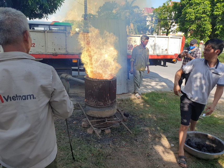 Trống đồng Sông Đà - Từ nhà quan lang Mường đến Paris - Ảnh 6.