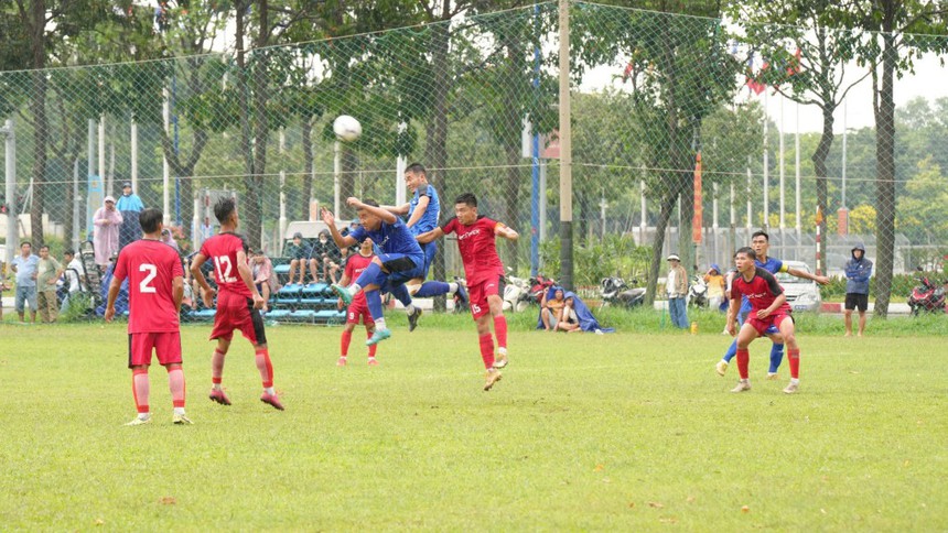 Xác định nhà vô địch Giải "phủi" lớn nhất Việt Nam - Ảnh 1. Xác định nhà vô địch Giải "phủi" lớn nhất Việt Nam - Ảnh 1.