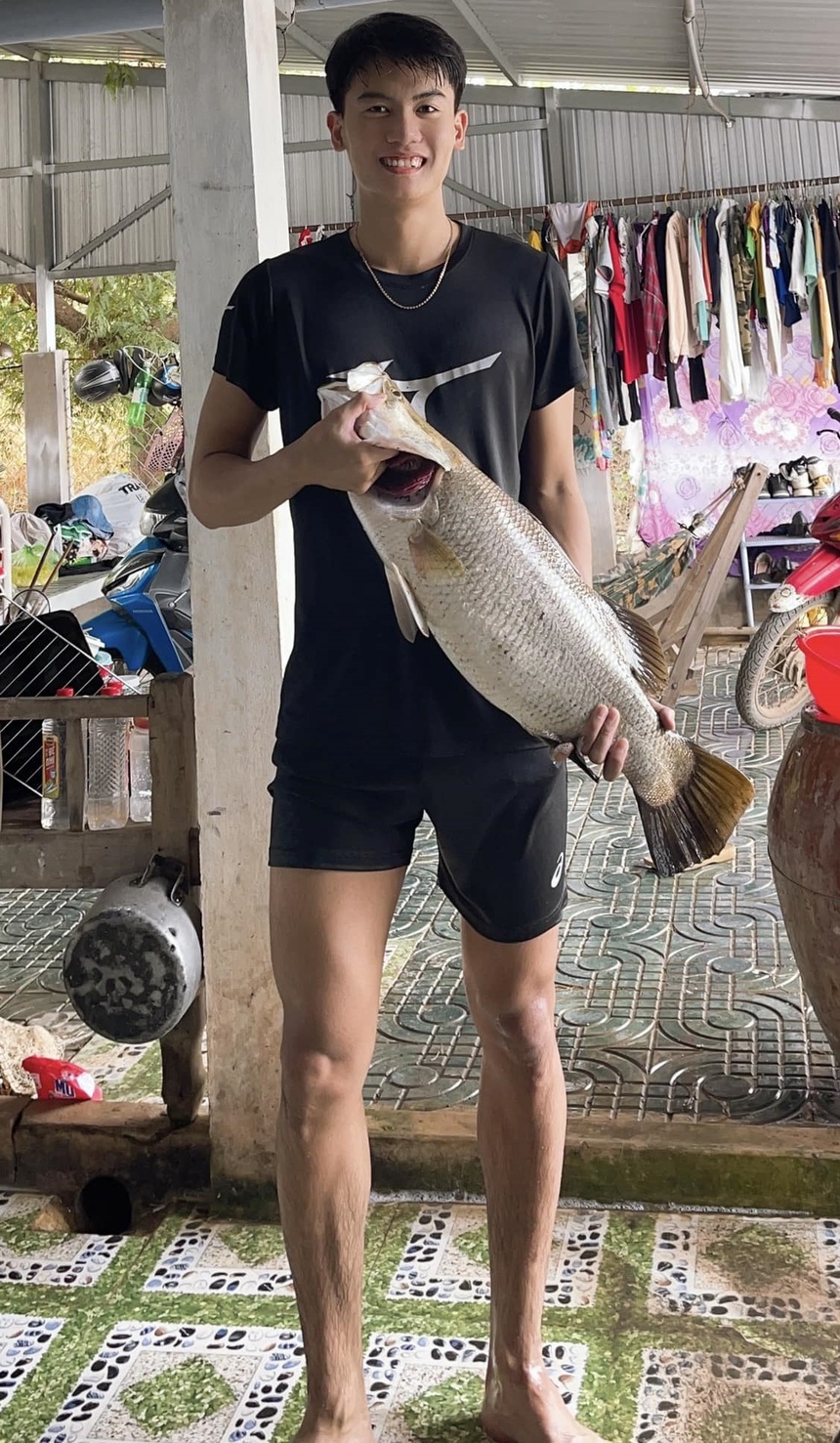 Hoa khôi Kiều Trinh và bạn trai tỏ tình theo kiểu đặc biệt, cặp đôi đẹp nhất làng bóng chuyền Việt Nam đã lộ diện - Ảnh 4.