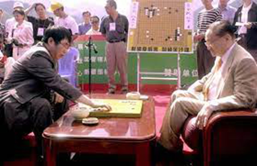 Lý do nhà văn Kim Dung sa thải ngay người giúp việc sau khi mời kỳ thủ cờ vây Nhiếp Vệ Bình tới nhà ăn tối - Ảnh 5.