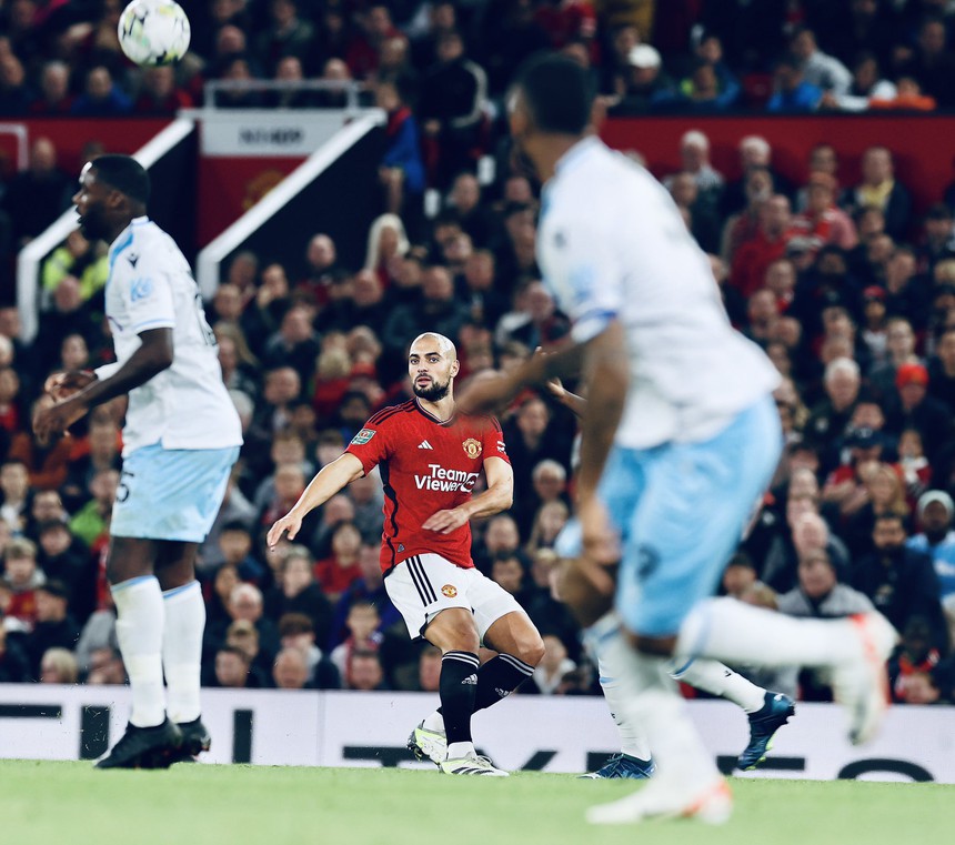 'Máy quét' Amrabat đá chính, MU bắn hạ 'Đại bàng' tại Cúp Liên đoàn Anh - Ảnh 2.