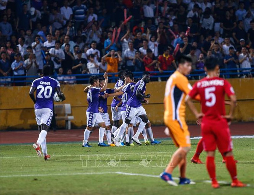 Bùi Tiến Dũng thủng lưới do mắc sai lầm, CLB Việt Nam đánh rơi chiến thắng dù đá hay hơn ở trận chung kết Cúp châu Á - Ảnh 2.