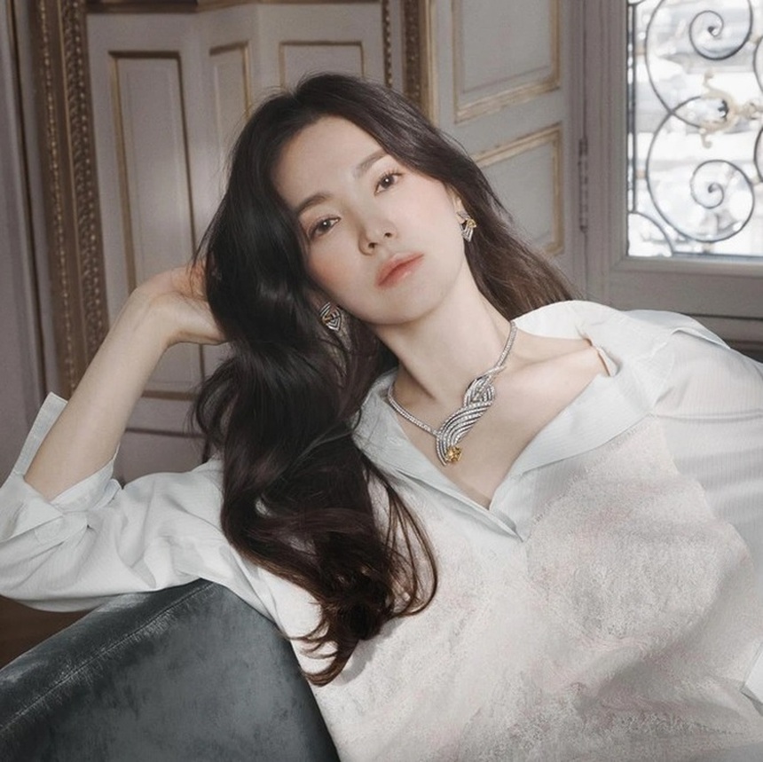 Song Hye Kyo: 'Tôi mệt mỏi vì diễn xuất lặp đi lặp lại của chính mình' - Ảnh 3. Song Hye Kyo: 'Tôi mệt mỏi vì diễn xuất lặp đi lặp lại của chính mình' - Ảnh 3.