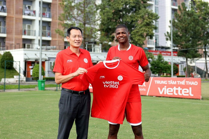 Chuyển nhượng V-League hôm nay 27/9: Viettel chiêu mộ lại cựu vua phá lưới V-League, CAHN có ngoại binh 'khủng' - Ảnh 2.