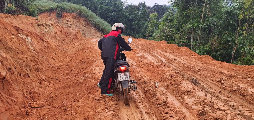 Lục Mạnh Cường: 'Được các em đọc và trò chuyện cùng là niềm vui lớn với tôi' - Ảnh 6.