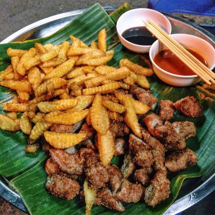 Lên Hàng Mã đón Trung thu, nhớ ghé top 10 quán ăn vặt nổi tiếng đình đám phố cổ Hà Nội - Ảnh 3.