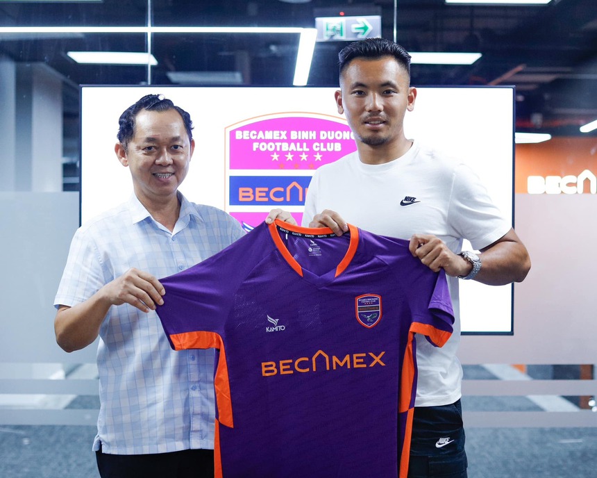 Chuyển nhượng V-League hôm nay 27/9: CAHN chính thức có ngoại binh 'khủng', Bình Dương ra mắt sao Việt kiều - Ảnh 3.