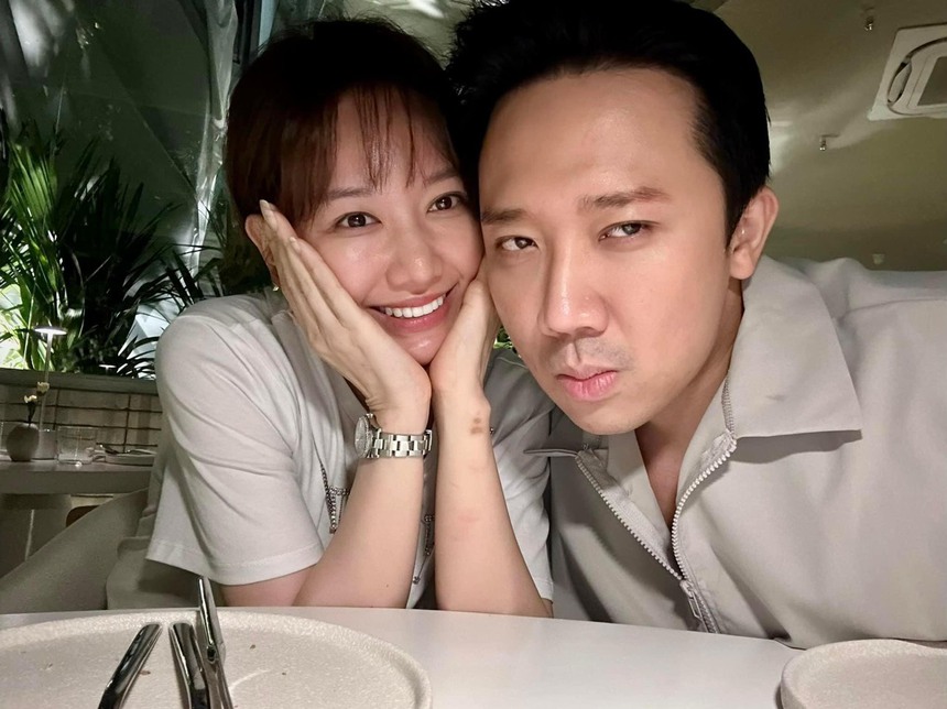 Sao Việt 27/9: Vợ chồng Tuấn Hưng đến thăm Công Lý, Tiểu Vy mua nhà tặng ba mẹ - Ảnh 3.