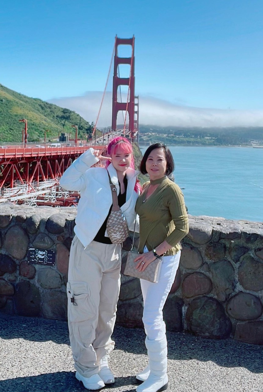 Khởi My: “Em nghỉ hát là vì muốn mẹ được đi đây đó, không phải cực nhọc nữa”  - Ảnh 9.