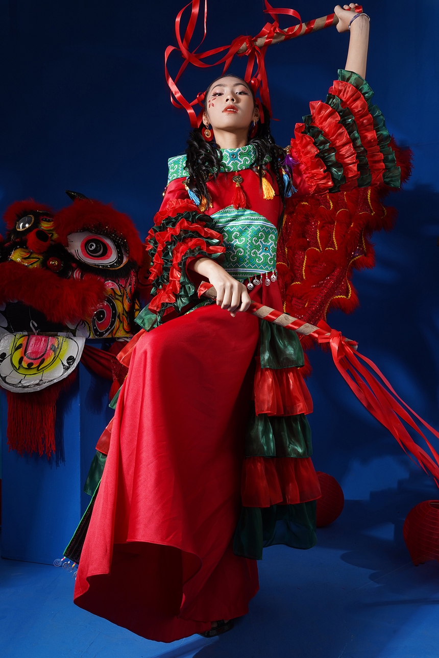 Bộ ảnh Trung thu cực chất của mẫu nhí Khánh Vân - Ảnh 1. Bộ ảnh Trung thu cực chất của mẫu nhí Khánh Vân - Ảnh 1.