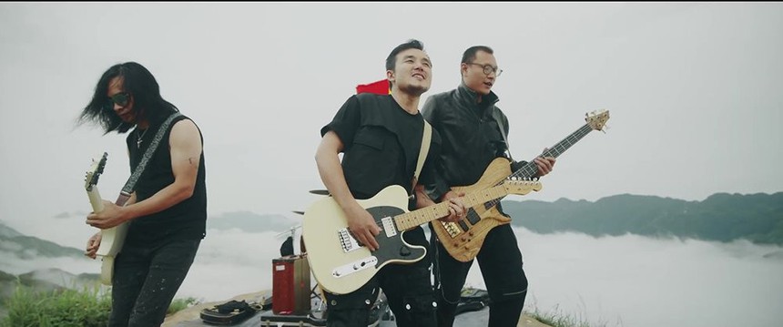 Ban nhạc Bức tường tái định nghĩa và tái định vị 'phượt' bằng rock pha trộn rap - Ảnh 1.