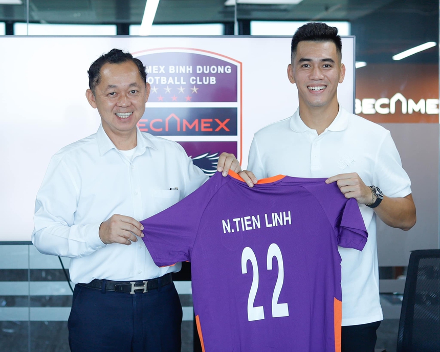 Tiến Linh gia hạn hợp đồng với Becamex Bình Dương