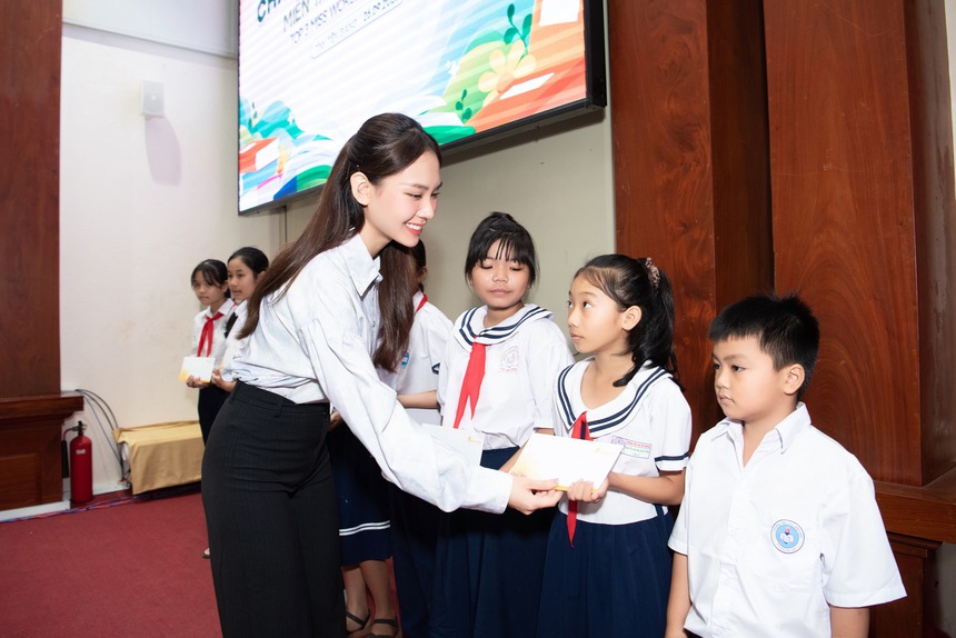 Top 3 Miss World Vietnam 2022 thực hiện chuỗi thiện nguyện kỷ niệm 1 năm đăng quang  - Ảnh 4.