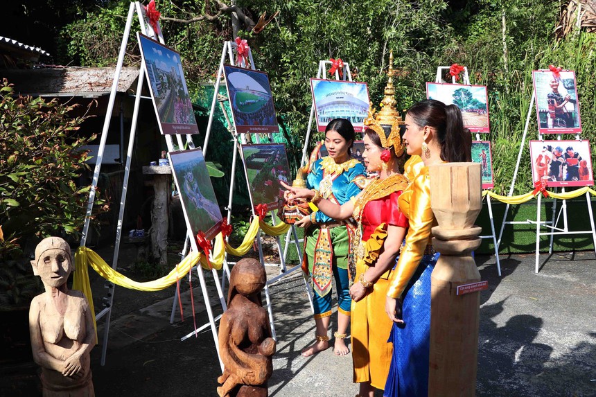 Khơi thông nguồn lực đầu tư cho phát triển văn hóa - Ảnh 3.