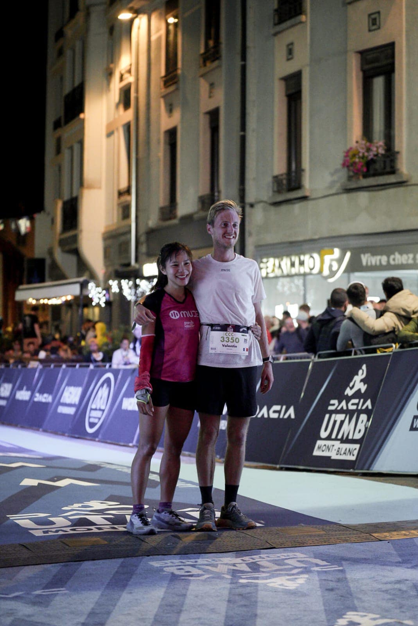 Cô gái Việt Nam thử sức ở Ultra Trail du Mont-Blanc - Ảnh 2. Cô gái Việt Nam thử sức ở Ultra Trail du Mont-Blanc - Ảnh 2.