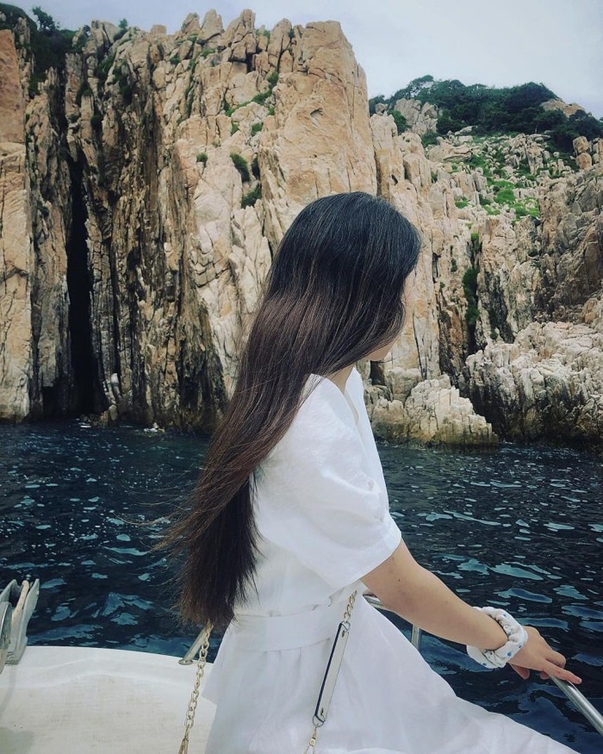 Lặn ngắm san hô, lướt cano khám phá Vĩnh Hy - "đôi mắt biếc" của Ninh Thuận  - Ảnh 11.