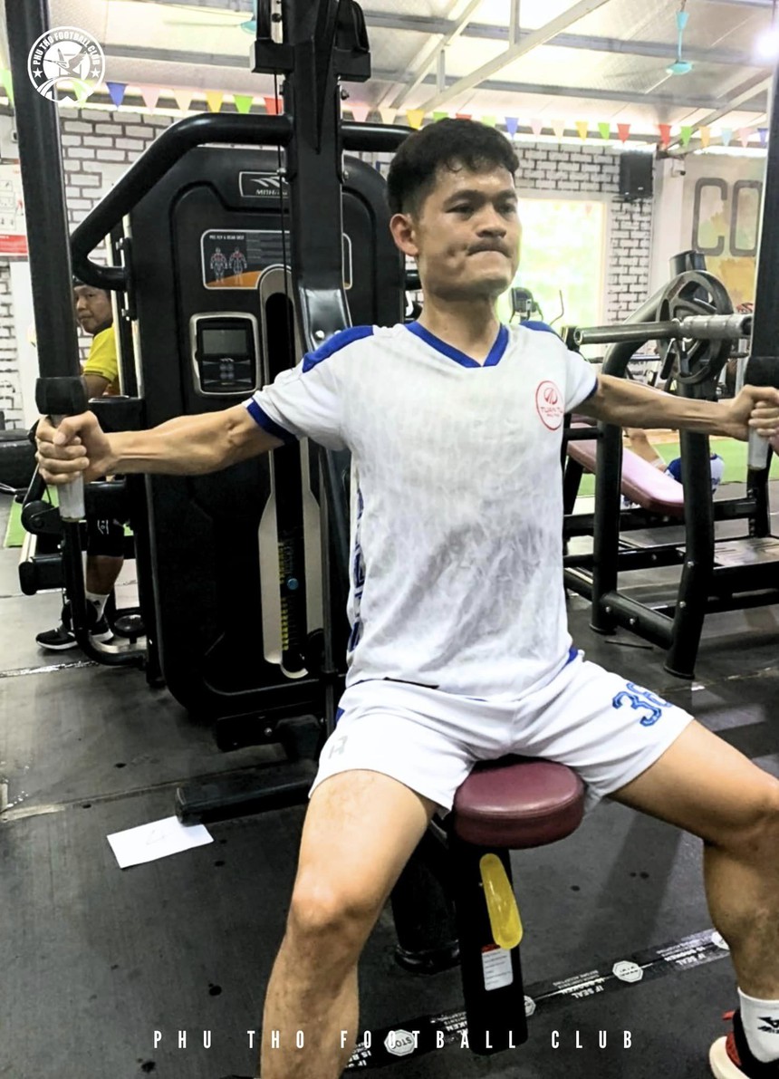 Tin chuyển nhượng V-League: CAHN chốt đối tác 'khủng' cho Việt Anh, Bình Dương sắp chiêu mộ ngoại binh từng có giá gần 1 triệu euro - Ảnh 5. Tin chuyển nhượng V-League: CAHN chốt đối tác 'khủng' cho Việt Anh, Bình Dương sắp chiêu mộ ngoại binh từng có giá gần 1 triệu euro - Ảnh 5.