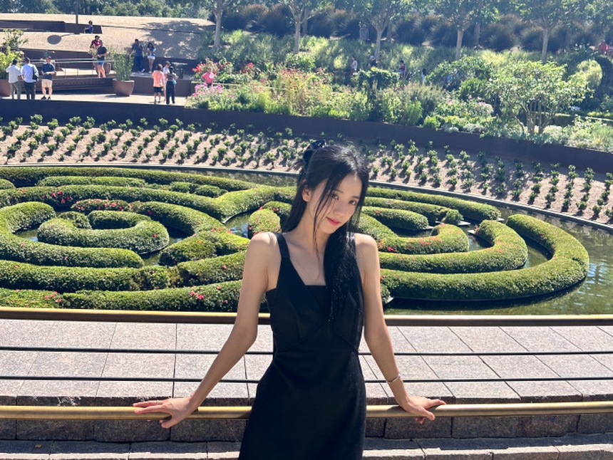 Jisoo Blackpink 'than trời' sau trải nghiệm 'săn vé' thất bại - Ảnh 3.