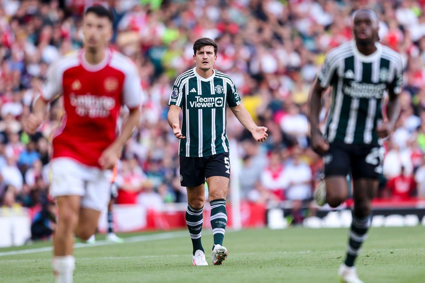 Cabin BLV: “Bóng ma” Maguire vẫn cứ đeo bám MU - Ảnh 1.