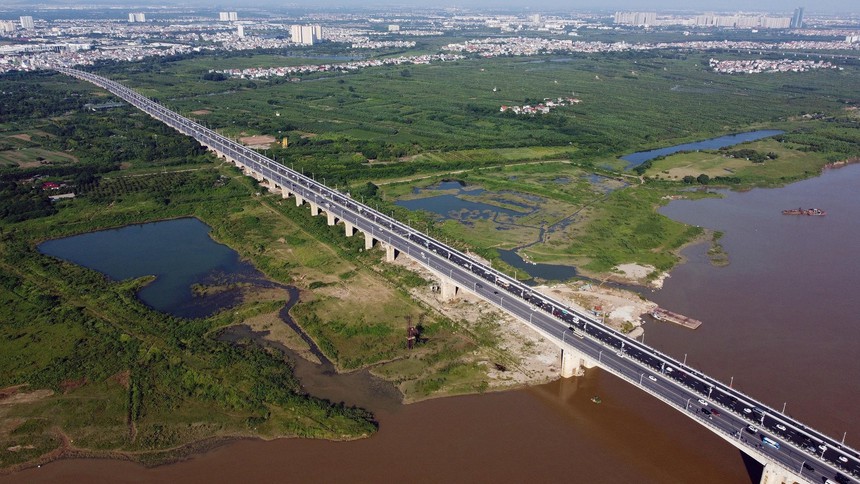 Vẻ đẹp Cầu Vĩnh Tuy 2 vượt sông Hồng nhìn từ trên cao - Ảnh 11. Vẻ đẹp Cầu Vĩnh Tuy 2 vượt sông Hồng nhìn từ trên cao - Ảnh 11.