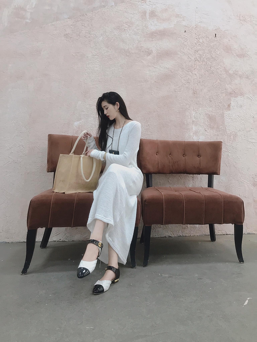 Gu thời trang ấn tượng của "nữ hoàng lookbook" Ngọc Ánh - Ảnh 4.