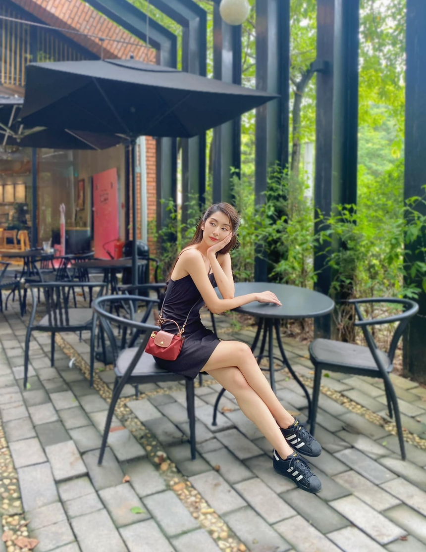 Gu thời trang ấn tượng của "nữ hoàng lookbook" Ngọc Ánh - Ảnh 2.