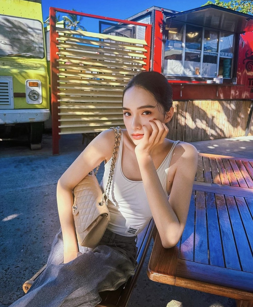 Sao Việt 6/9: Minh Hằng khoe ảnh cậu quý tử, Lý Nhã Kỳ đọ sắc bên mỹ nhân Thái Lan - Ảnh 5. Sao Việt 6/9: Minh Hằng khoe ảnh cậu quý tử, Lý Nhã Kỳ đọ sắc bên mỹ nhân Thái Lan - Ảnh 5.