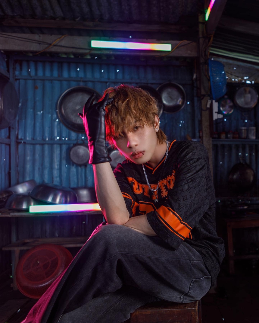 Jack phân trần khi bị yêu cầu gỡ MV có sử dụng hình ảnh Messi - Ảnh 3. Jack phân trần khi bị yêu cầu gỡ MV có sử dụng hình ảnh Messi - Ảnh 3.