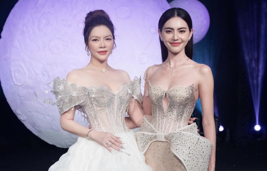 Sao Việt 6/9: Minh Hằng khoe ảnh cậu quý tử, Lý Nhã Kỳ đọ sắc bên mỹ nhân Thái Lan - Ảnh 2. Sao Việt 6/9: Minh Hằng khoe ảnh cậu quý tử, Lý Nhã Kỳ đọ sắc bên mỹ nhân Thái Lan - Ảnh 2.