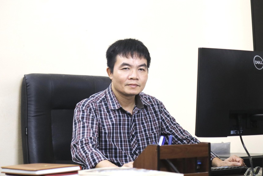 Gặp lại các tác giả được đưa vào sách giáo khoa - Phạm Duy Nghĩa: 'Khi viết cho học sinh, tôi mang tâm hồn thầy giáo' - Ảnh 1.