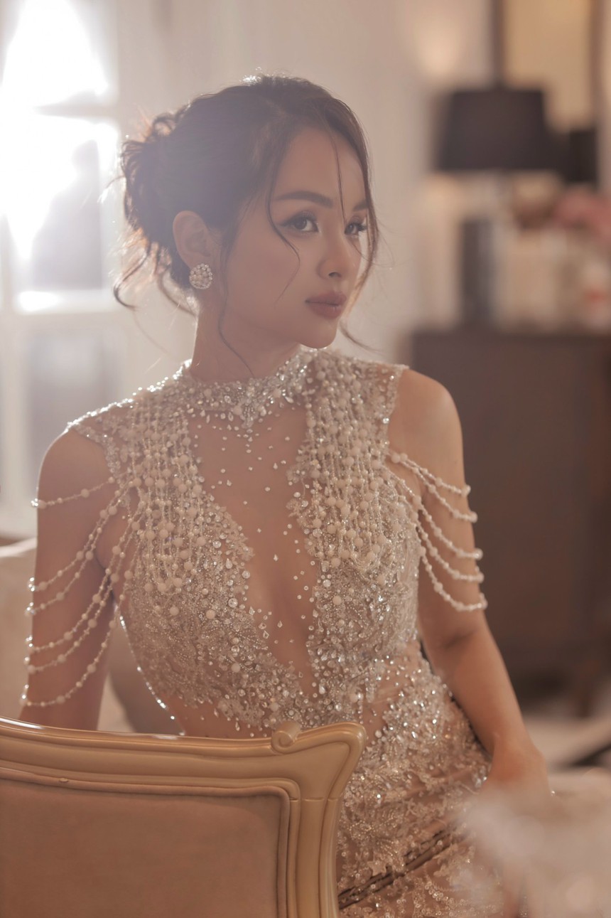 Đinh Ngọc Phượng: Người đẹp Hà thành luôn song hành cùng các cầu thủ Việt - Ảnh 4.