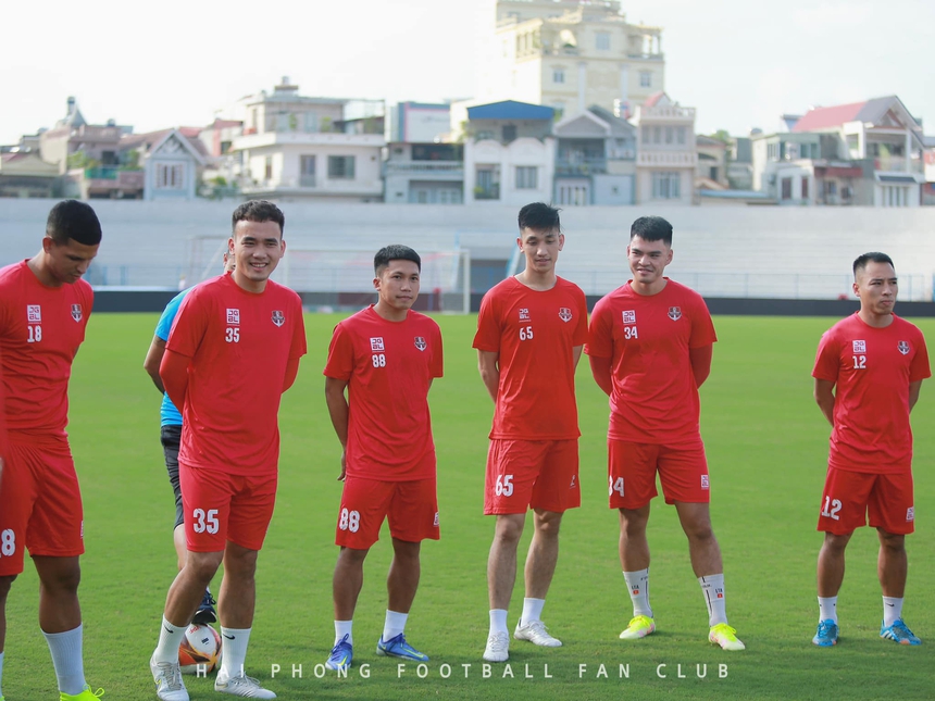 Bóng đá Việt Nam 6/9: Thành Lương chuyển sang nghiệp HLV - Ảnh 4.