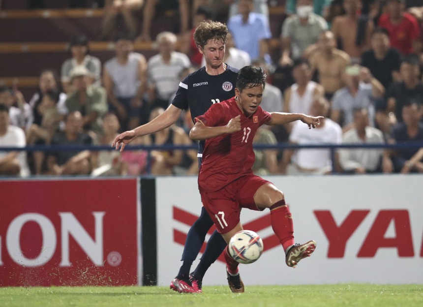 HLV Troussier loại trò "cưng" vì cựu sao HAGL ? - Ảnh 3.