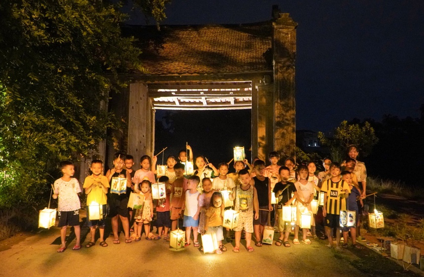 Trung thu Thành cổ - Sơn Tây xứ Đoài 2023 - Ảnh 1. Trung thu Thành cổ - Sơn Tây xứ Đoài 2023 - Ảnh 1.