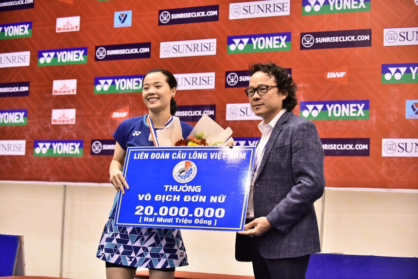 "Hotgirl" Thùy Linh bảo vệ chức vô địch Giải cầu lông Vietnam Open 2023 - Ảnh 2.