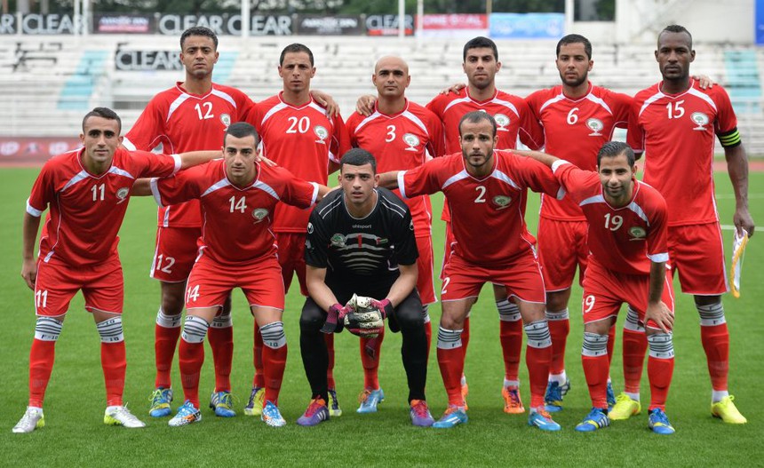 Đối thủ ĐT Việt Nam triệu tập 'sát thủ vòng cấm' từ châu Âu, thầy trò HLV Troussier gặp thử thách - Ảnh 2.