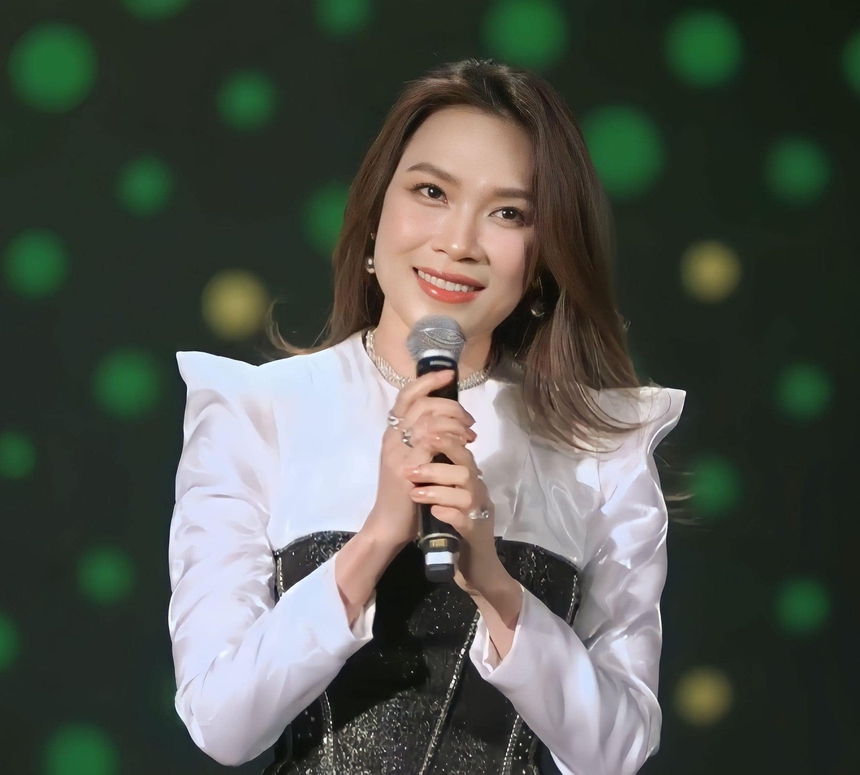 Mỹ Tâm bất ngờ thừa nhận “đã có chồng”, danh tính đàng trai gây tò mò  - Ảnh 5.