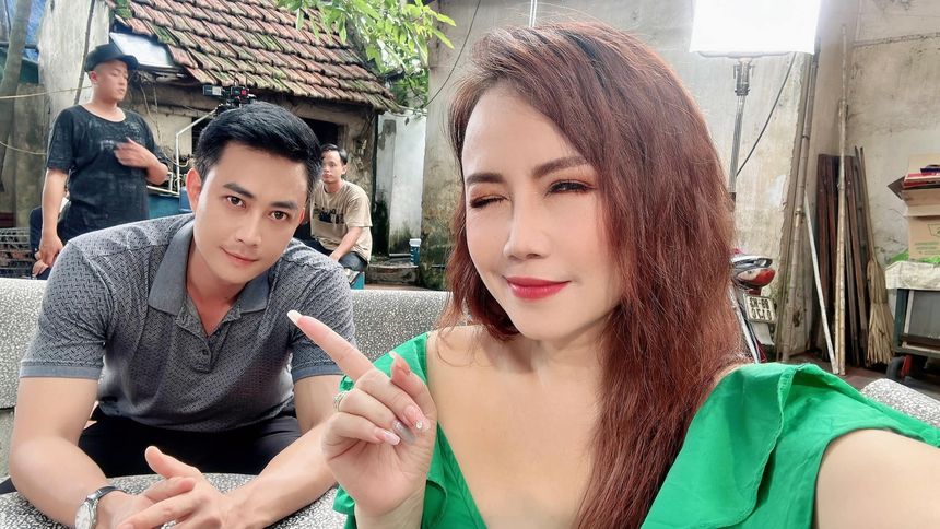 Cô Lệ (Hoàng Yến) của 'Làng trong phố' nói gì khi bị nhận xét chuyên vai 'đong giai'? - Ảnh 1.