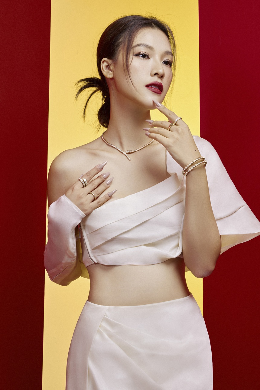 Tham gia 'Chị đẹp đạp gió rẽ sóng 2023', Hoàng Oanh không ngại bị nói là 'người đẹp đi hát' - Ảnh 2. Tham gia 'Chị đẹp đạp gió rẽ sóng 2023', Hoàng Oanh không ngại bị nói là 'người đẹp đi hát' - Ảnh 2.