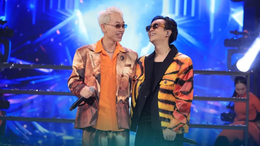 Double2T: Chàng trai miền núi chinh phục ngôi Quán quân Rap Việt mùa 3 - Ảnh 7. Double2T: Chàng trai miền núi chinh phục ngôi Quán quân Rap Việt mùa 3 - Ảnh 7.