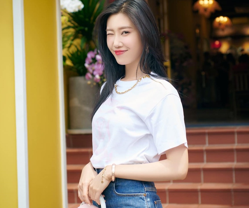 Bí quyết làn da trắng phát sáng của Thuý Ngân: Không ra đường ban ngày nếu thiếu kem chống nắng - Ảnh 9.