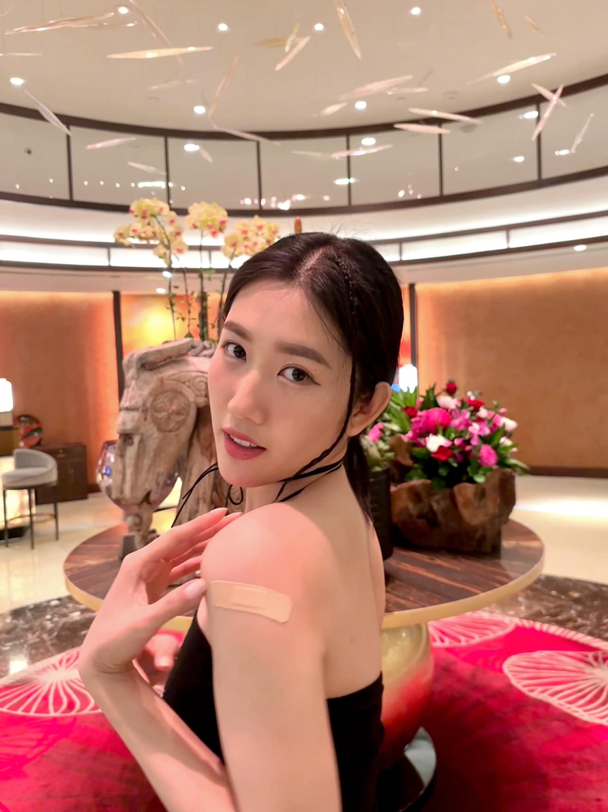 Bí quyết làn da trắng phát sáng của Thuý Ngân: Không ra đường ban ngày nếu thiếu kem chống nắng - Ảnh 8.