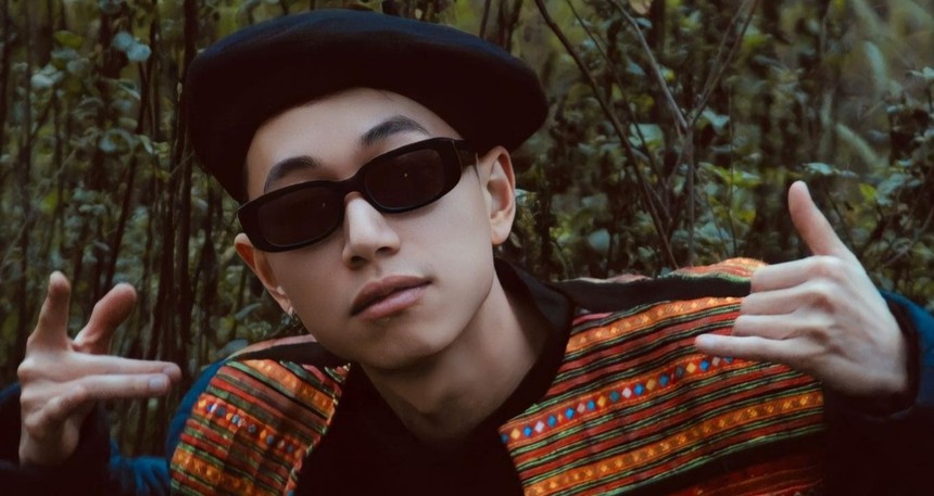 Double2T: Chàng trai miền núi chinh phục ngôi Quán quân Rap Việt mùa 3 - Ảnh 4. Double2T: Chàng trai miền núi chinh phục ngôi Quán quân Rap Việt mùa 3 - Ảnh 4.