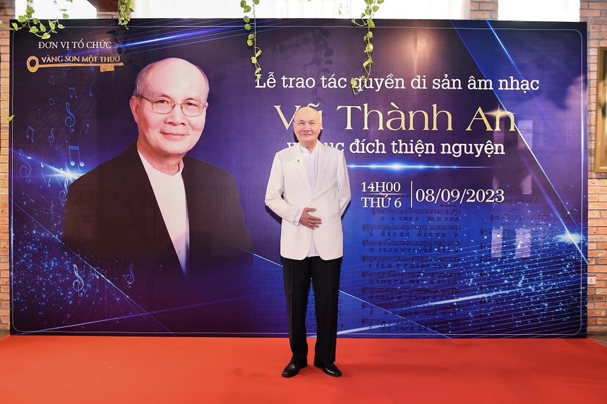Nhạc sĩ Vũ Thành An thực hiện tâm nguyện ở tuổi 80 - Ảnh 1.