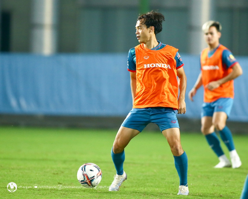 Bóng đá Việt Nam 9/9: Văn Toàn tự tin với triết lý của HLV Troussier - Ảnh 3.