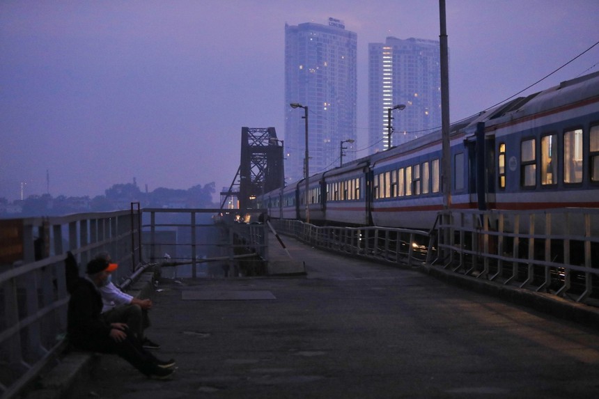 Hà Nội bình yên trong ngày đầu năm mới - Ảnh 9.