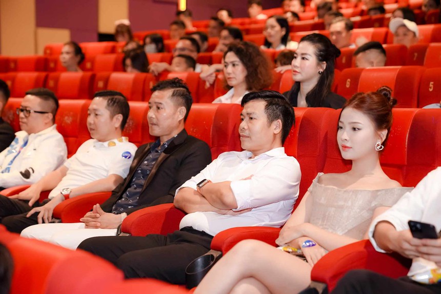 'Cứ bước ra sân để là chính mình' - Ảnh 4.