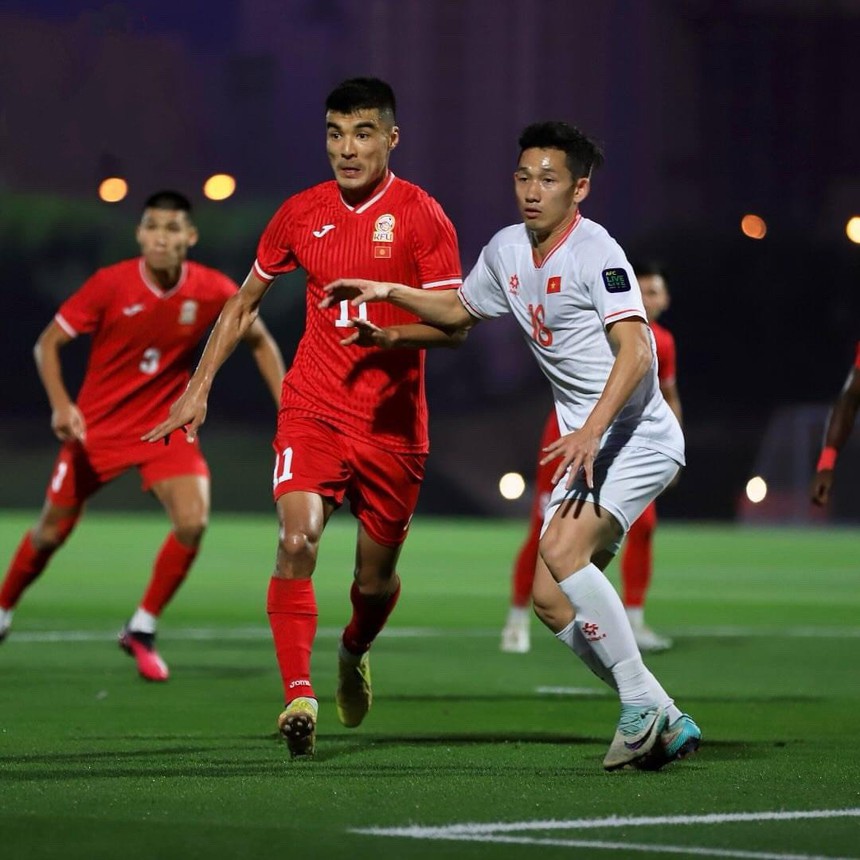 Báo châu Á bình luận về HLV Troussier sau trận thua Kyrgyzstan, dự đoán ĐT Việt Nam có thể thua Indonesia - Ảnh 3. Báo châu Á bình luận về HLV Troussier sau trận thua Kyrgyzstan, dự đoán ĐT Việt Nam có thể thua Indonesia - Ảnh 3.